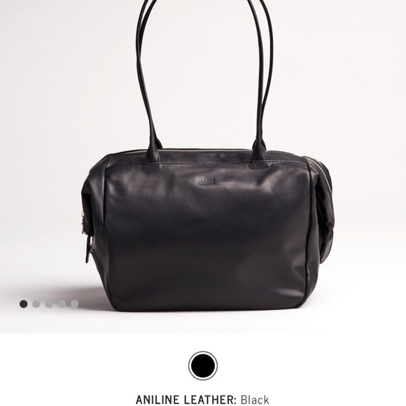 Practical minimalist handbag from M8051. Black - Picture 1 of 2